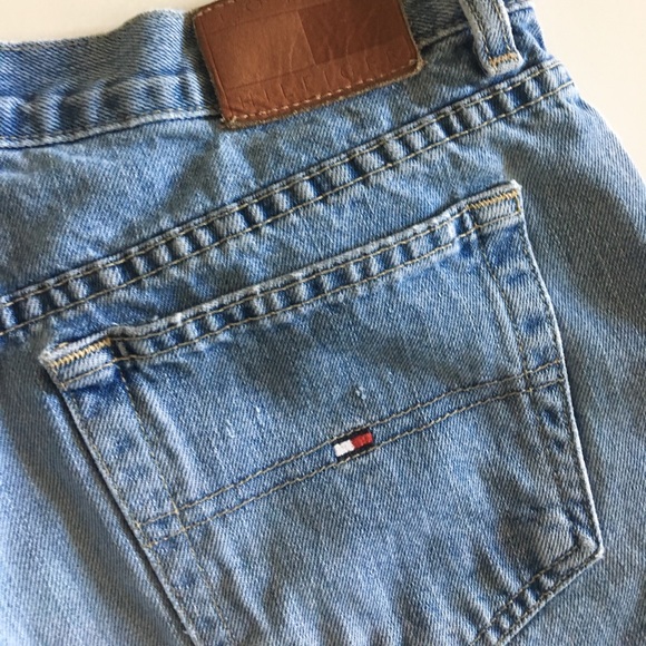 SOLD. Vintage Tommy Hilfiger Shorts - Picture 5 of 6